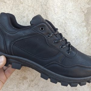 Мъжки маратонки с гумено директно излято ходило в черно