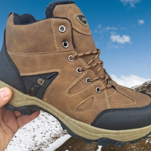 Мъжки зимни боти с топъл хастар в кафяво