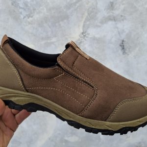 Мъжки спортни обувки без връзки в кафяво- CAIDAI