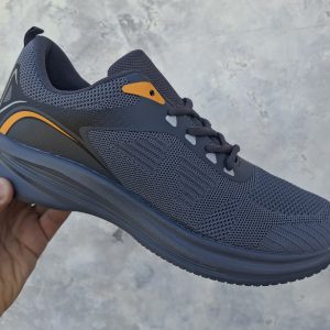 Дишащи олекотени мъжки маратонки в сиво